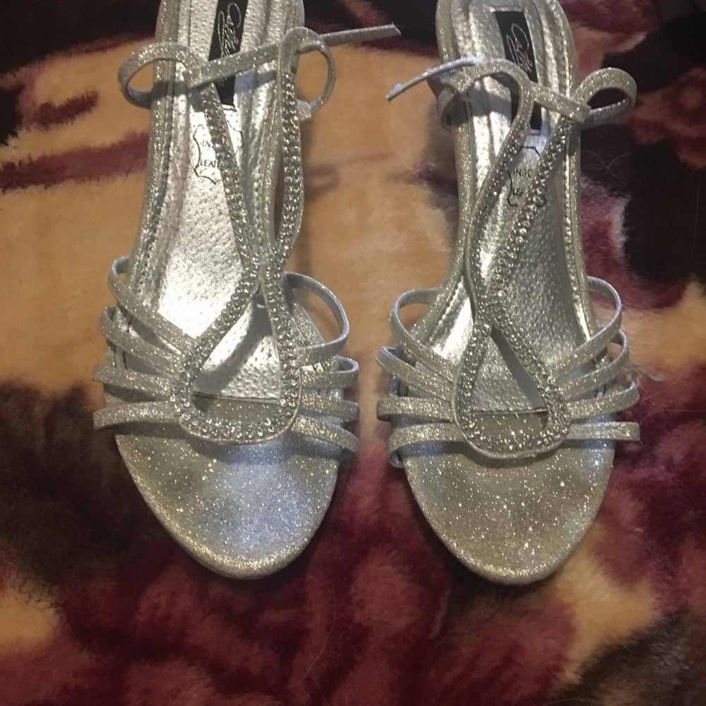 Silver sparkle heels